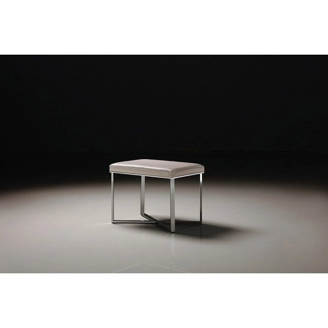 Banc en similicuir avec piètement en acier inoxydable et mousse haute densité